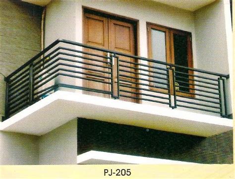 Contoh Gambar Pagar Balkon Minimalistic Wallpaper - IMAGESEE